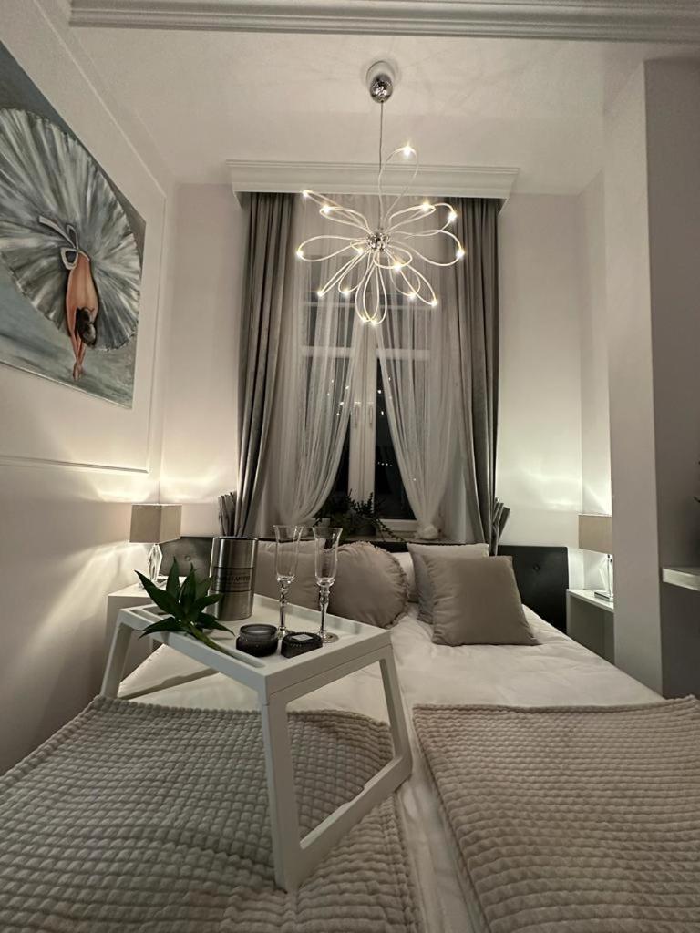 Salt Inn Apartments No 2 - Jacuzzi เวียลิชกา ภายนอก รูปภาพ